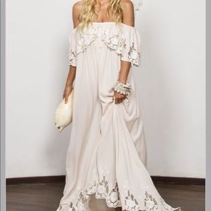 ISO Fillyboo Wonder Year’s Maxi dress